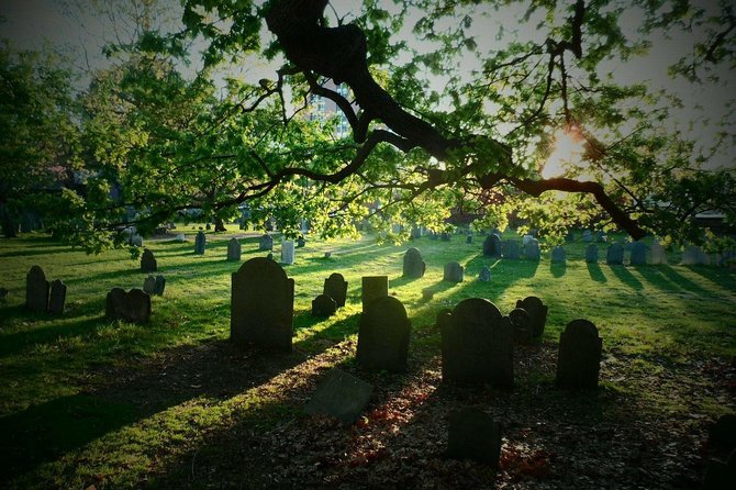 2.5-Hour Salem History & Sightseeing Guided Walking Tour - Stories delivered with care and personality