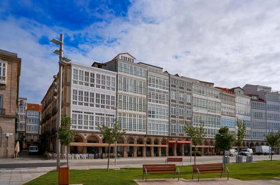 A Coruña: Historic Walking Tour Old Town and Highlights - Key points to know before you book