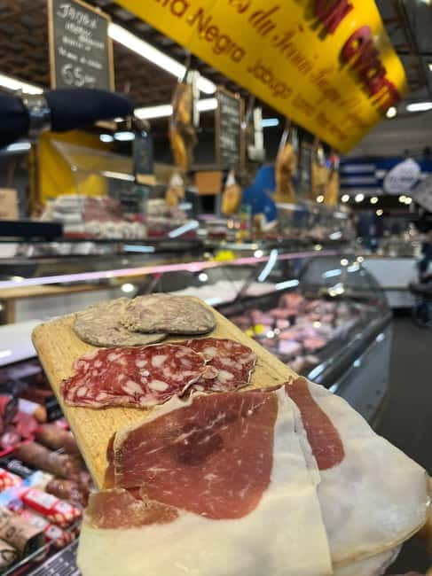 A locals's guide to Bordeaux’s historic market - Oysters from Arcachon Bay
