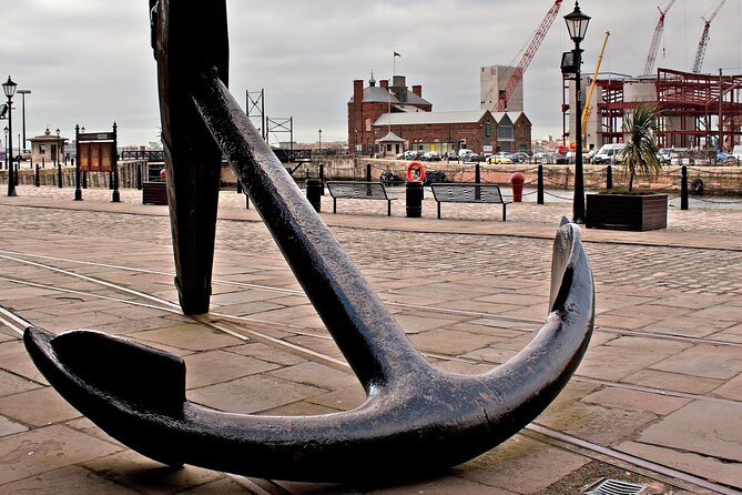A Walk Through Time: History of Liverpool Walking Tour - Liverpool ONE and the modern city