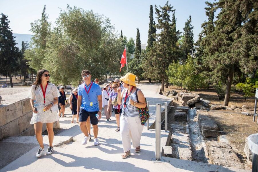 Acropolis, Parthenon & Athens Old City Heritage Walking Tour - Thirty minutes to look around and take photographs