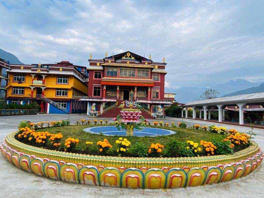 Afternoon Tibetan cultural tour - Tea, tsampa, and a Tibetan family home