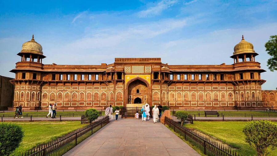 Agra Fort: Guided UNESCO Heritage Walking Tour - Why Agra Fort Deserves More Than a Quick Photo Stop