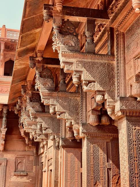 Agra Fort: Guided UNESCO Heritage Walking Tour - Diwan-i-Am, Where the Emperor Met His Subjects