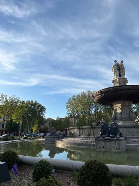 Aix-en-Provence: Between History and City Charm - Cours Mirabeau and the everyday life of Aix
