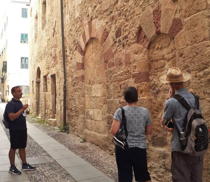 Alghero: Historic Center Walking Tour with A Local Guide - Booking details worth knowing