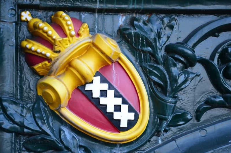 Amsterdam: 2-hour History & Culture tour with a Local - Amsterdam’s three XXXs and its liberal reputation