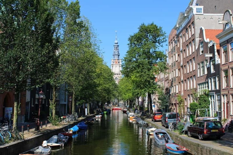 Amsterdam: 2-hour History & Culture tour with a Local - Dam Square and the Royal Palace area