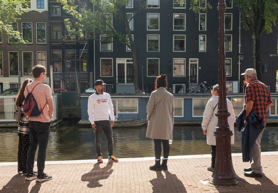 Amsterdam: Jewish Quarter and History Guided Tour - Jewish Historical Museum and the city’s public memory