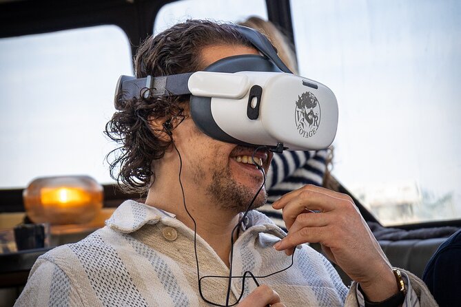 Amsterdam: Luxury Canal Cruise with Historic VR Experience - Who will get the most from this cruise?