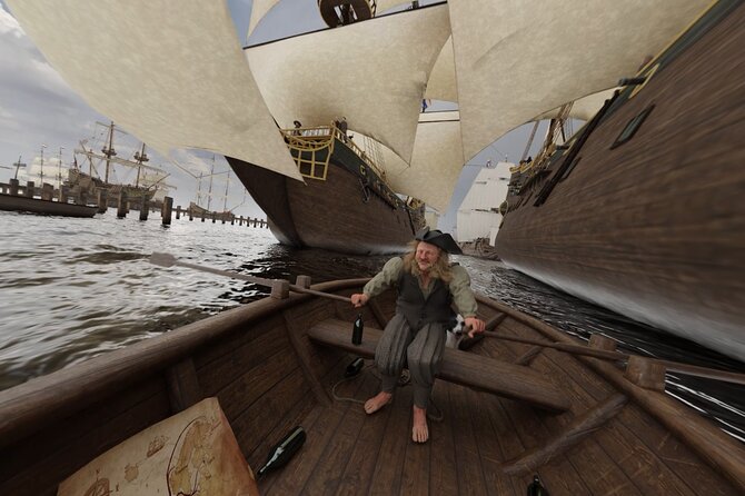 Amsterdam: Luxury Canal Cruise with Historic VR Experience - Meeting point, timing, and access