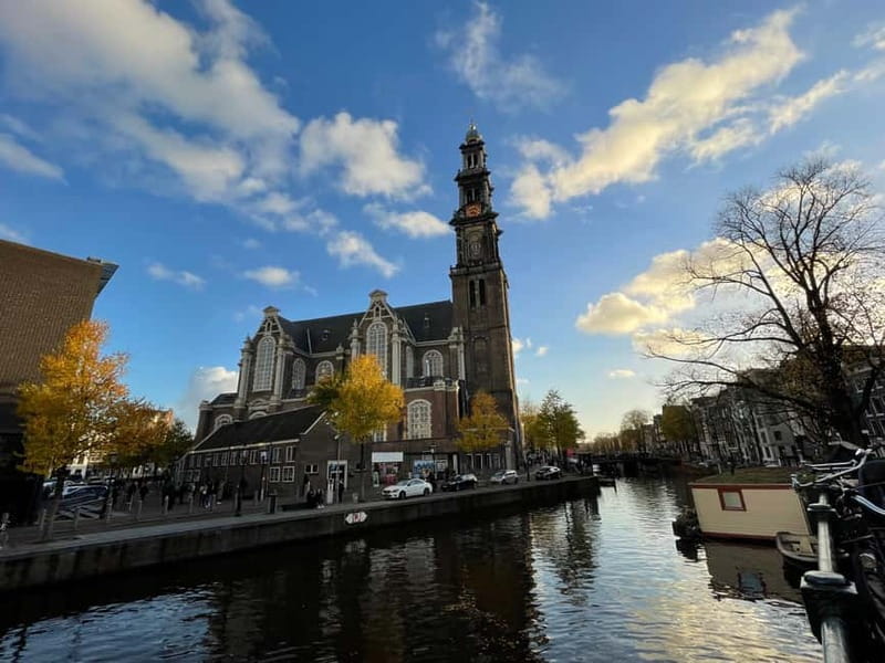 Amsterdam: Private Anne Frank and Jewish History Tour - Dam Square and the road to Anne Frank