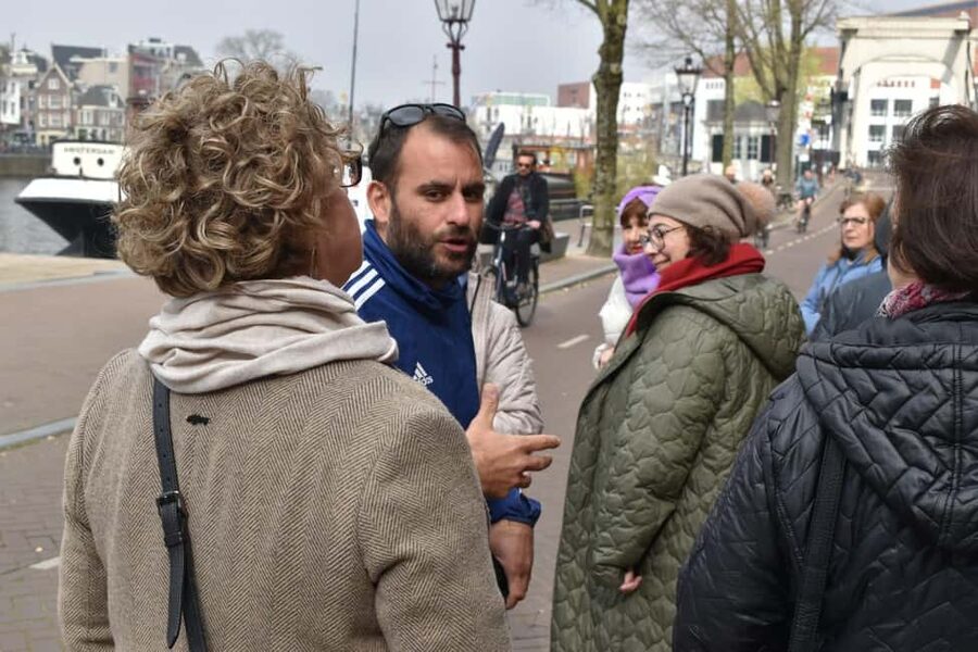 Amsterdam Walking Tour:Anne Frank, History & Liberal Culture - Coffee, Dutch sweets, and Anne Frank in virtual reality