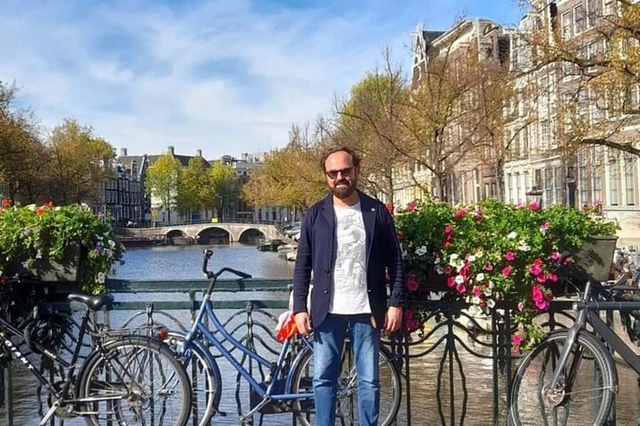Amsterdam: Walking Tour of Historic Center - Chinatown and Amsterdam’s multicultural center