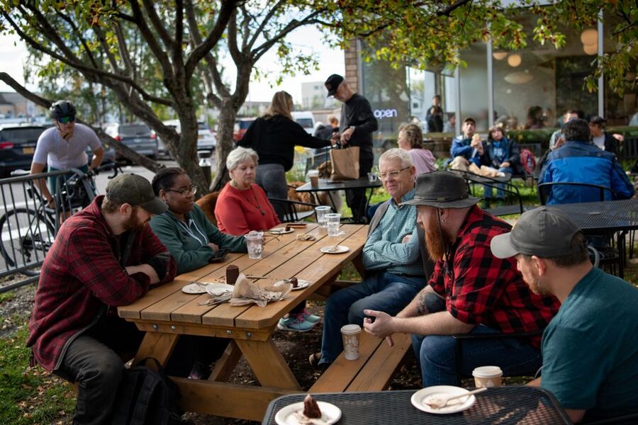 Anchorage: Downtown Food & History Walking Tour - Four stops, several sides of local food