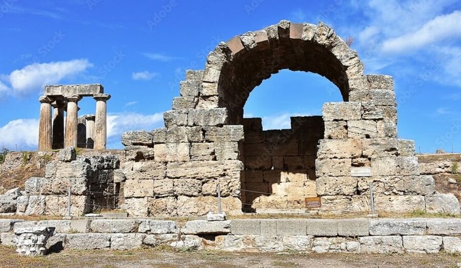 Ancient Corinth Self-Guided Tour with 3D & Audio (No Ticket) - Seeing the Bema through a digital reconstruction