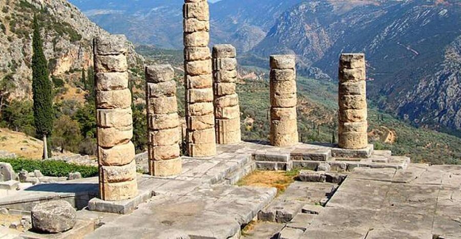 Ancient Delphi Full-Day Tour from Athens - Castalia Spring and the approach to Delphi