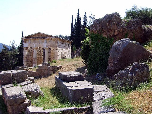 Ancient Delphi Full-Day Tour from Athens - How the $141 price works for you