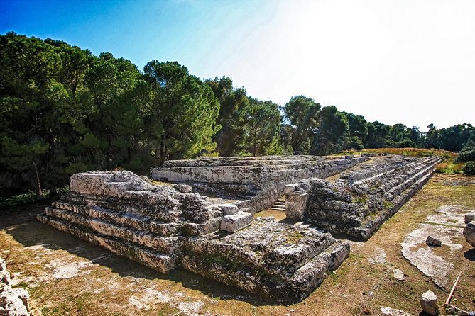Ancient Syracuse: private guided tour of the Neapolis archaeological park - The guides make the difference