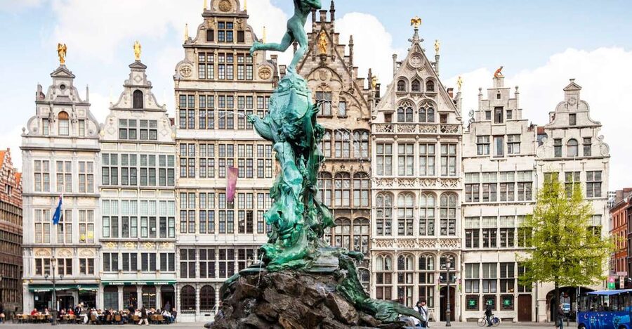 Antwerp: Private Historical Highlights Walking Tour - Starting with Antwerp’s medieval showpiece