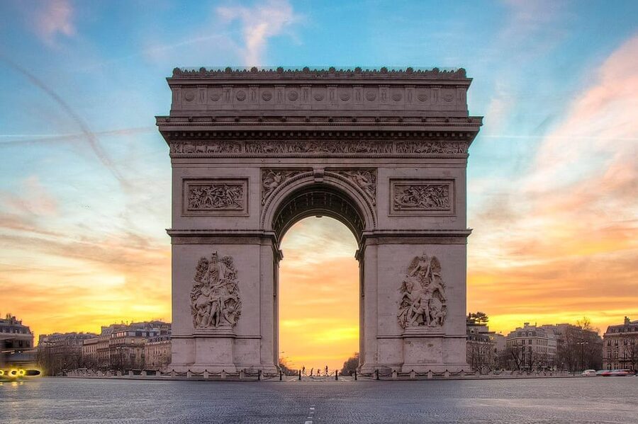 Arc de Triomphe Rooftop: Unveil History & Breathtaking Views - Why the Arc de Triomphe rooftop is worth your time