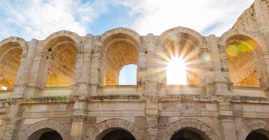 Arles: Private Guide Tour - Explore History & Culture - Why Arles works so well on foot