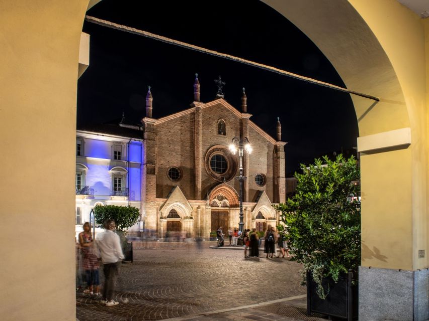 Asti Historic Town Walking Tour - Baroque palaces and Liberty houses