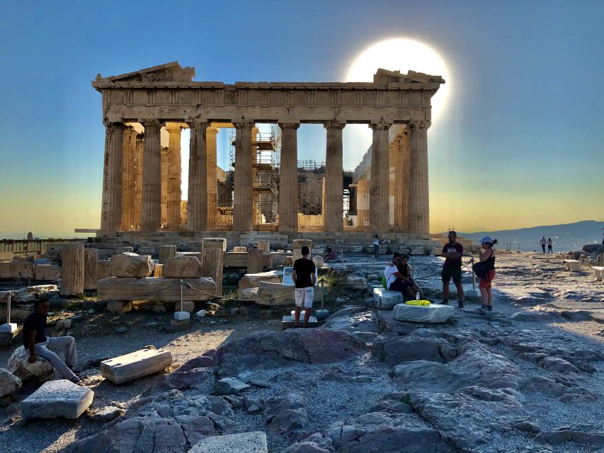 Athens:Acropolis - Historical Center Walking Tour in Spanish - Athena, Poseidon, and the meaning of Athens