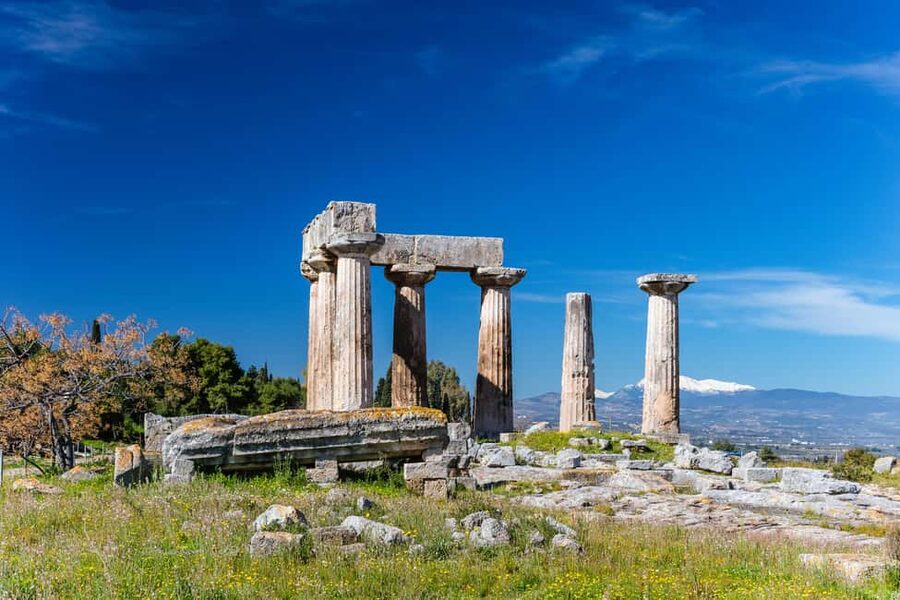 Athens: Ancient Corinth & Nafplion Guided Premium Tour - Lunch and free time in Nafplion