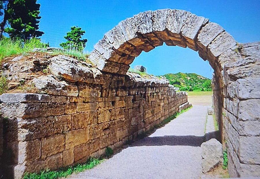 Athens: Corinth Canal and Ancient Olympia Private Trip - Who will enjoy this trip most