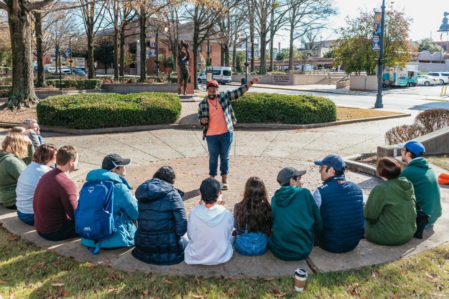 Atlanta: Martin Luther King Historical Park Walking Tour - Starting beside the Behold Monument on Auburn Avenue