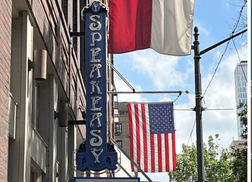 Austin: Morning History Walking Tour of Downtown Austin - Sixth Street, music venues, and Voodoo Donuts