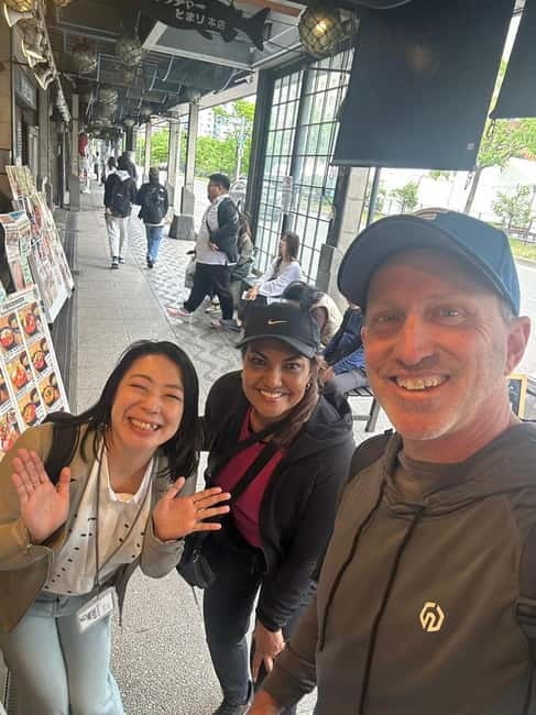 Authentic Sapporo: Nijo Market Seafood Lunch & History Tour - Crossing Sosei Bridge to Hokkaido Jingu Tongu