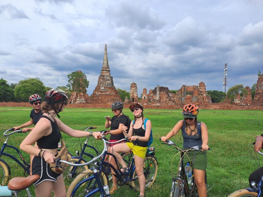 Ayutthaya City and Historical Park Bike Tour - Starting beside Pom Phet Fort