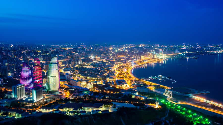 Baku Historical and modern tour in 2-3 hours+FREE Night tour - Walking through Icherisheher, Baku’s Old City
