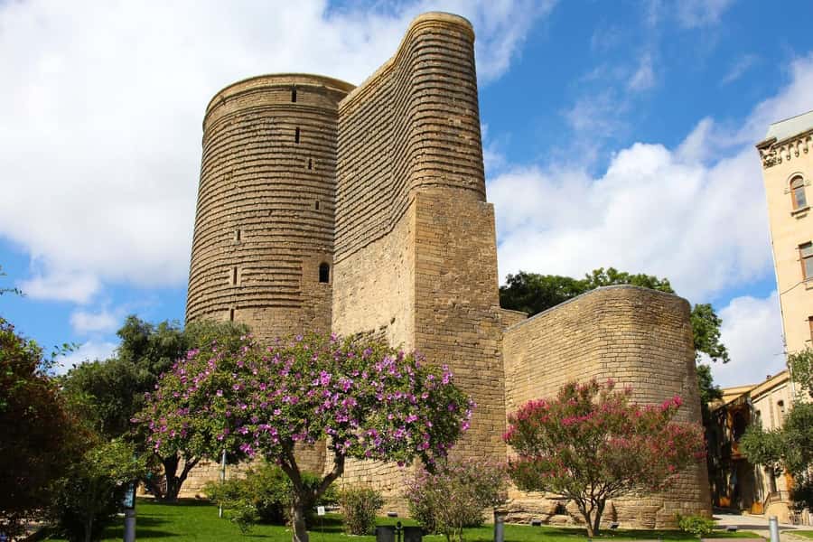 Baku Historical and modern tour in 2-3 hours+FREE Night tour - The Miniature Book Museum and its tiny treasures
