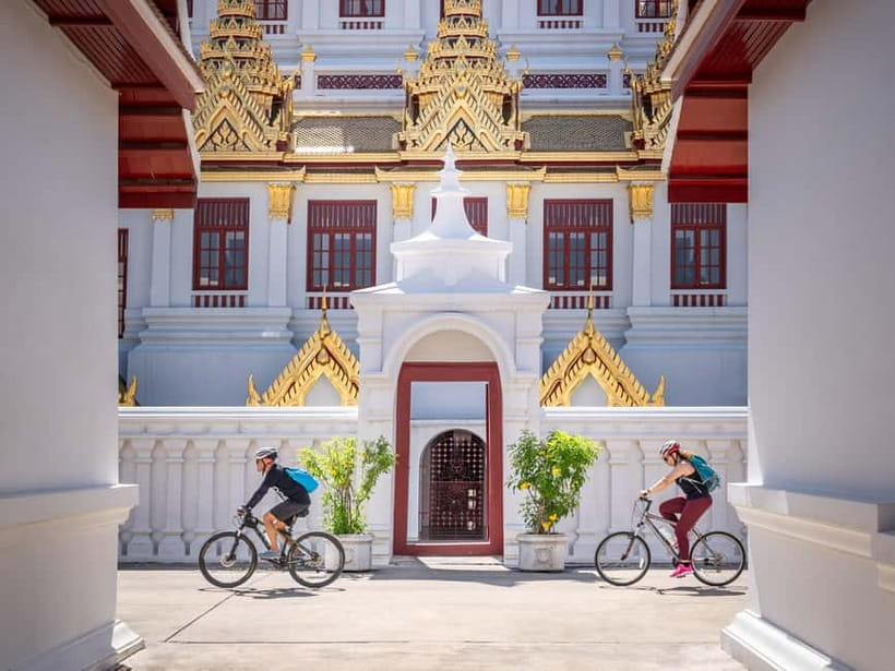 Bangkok: Backstreets and Historic Temples Bike Tour - Rama VIII Bridge and the Chao Phraya