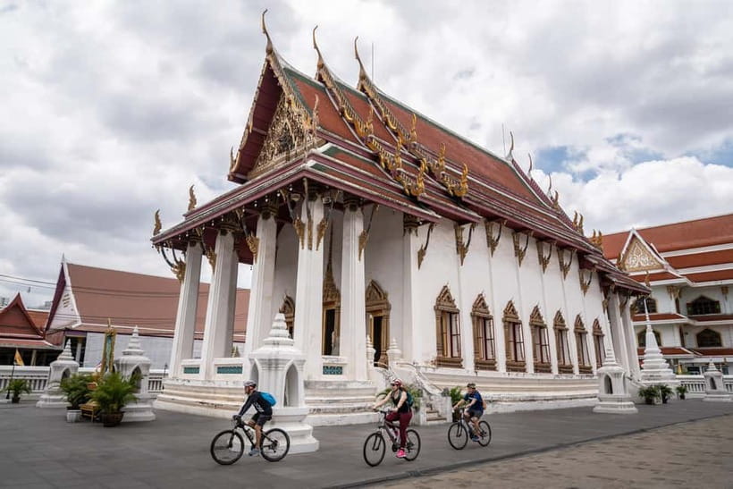 Bangkok: Backstreets and Historic Temples Bike Tour - From Khaosan Road to the back lanes