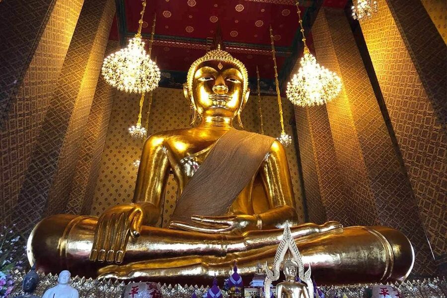Bangkok: Historical Temples Tour & Hidden Bar at Sunset - Should you book the Historical Temples Tour and Hidden Bar at Sunset?