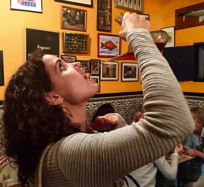 Barcelona: 3-Hour Sips, Sites & Bites Food & History Tour - Who should book this Barcelona food tour?