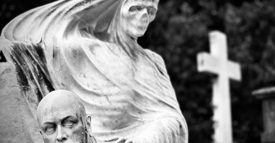 Barcelona: Cemetery Tour - Gothic Graves & Local History - The Fossar de la Pedrera and the political side of the visit