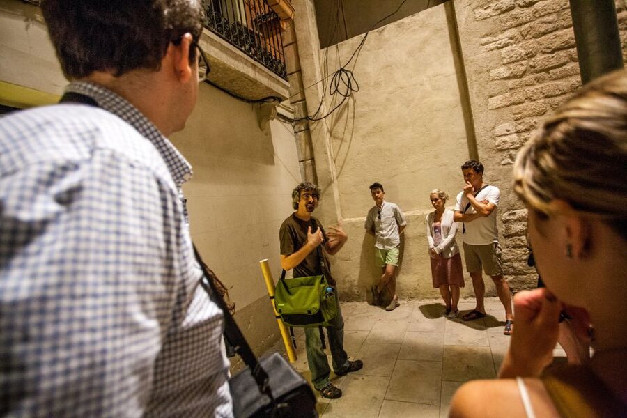 Barcelona: Dark History Night Walking Tour - Key points worth knowing