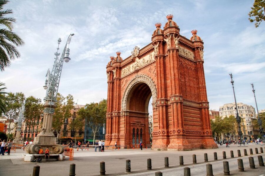 Barcelona Historical 3-Hour Bike Tour - The Palace of Catalan Music and the Return Route