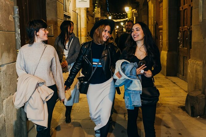 Barcelona Historical Walking Tour: Gothic Quarter and El Born - Casa de l’Ardiaca and the Roman wall