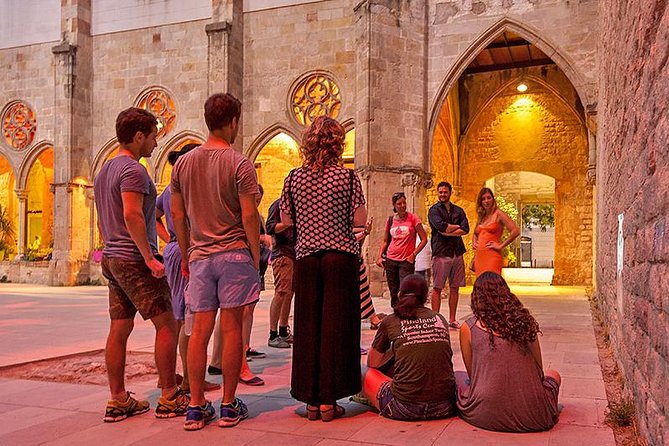 Barcelona's Dark History Night Tour - Medieval punishments and public executions