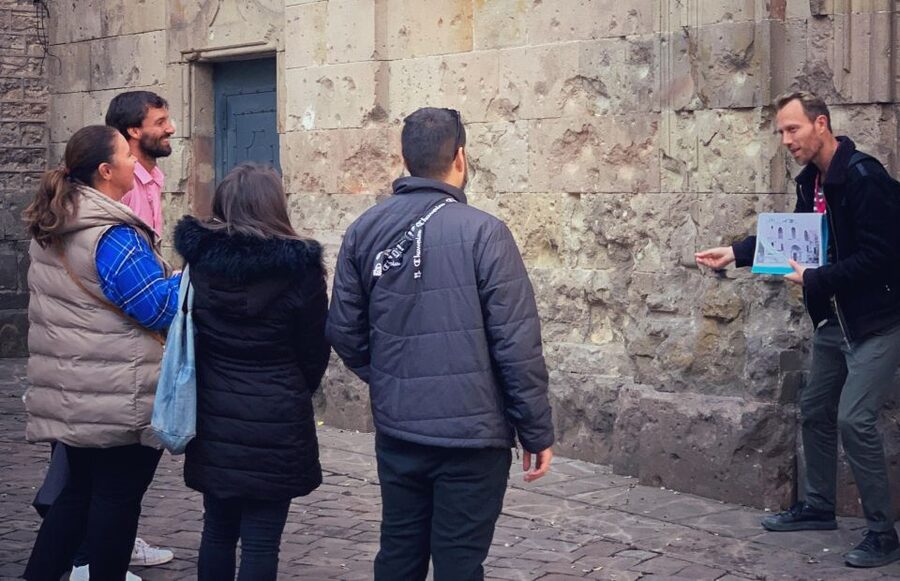 Barcelona: The Spanish Civil War Historical Walking Tour - From war to Franco’s 36-year dictatorship