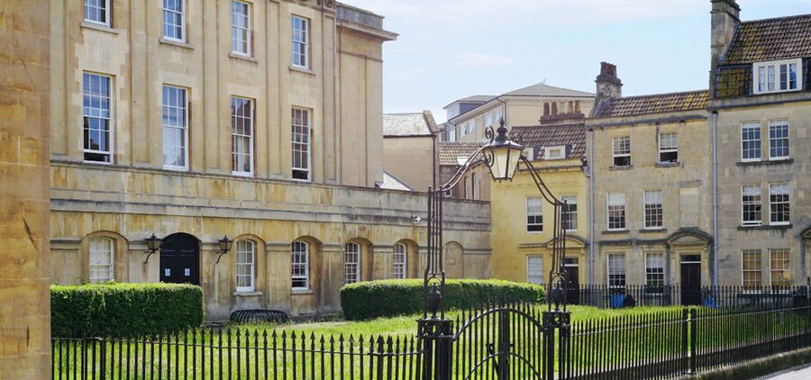 Bath : 2 Hour Historic Walking Tour With An App - The Holburne Museum and the final Austen stop
