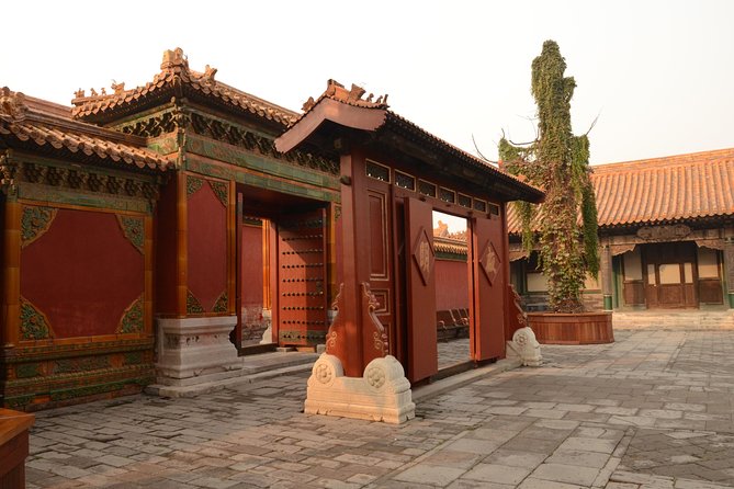 Beijing Historical Tour I - Forbidden City, Tiananmen Square & Temple of Heaven - The guide determines the quality of the experience
