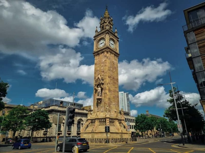 Belfast Walking Tour with a Local – History & Craic - A friendly start inside Belfast City Hall