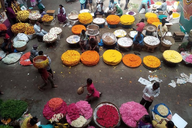 Bengaluru Pete City Market Half-Day Walking Tour - Nagarathpete supplies the dosa break